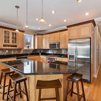 Touchstone Group Real Estate - itchen with stainless steel appliances - Property Management Near Me - Chicago, Illinois Touchstone Group Real Estate - itchen with stainless steel appliances - Property Management Near Me - Chicago, Illinois