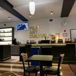 Art House Cinema & Pub - Trendy decor