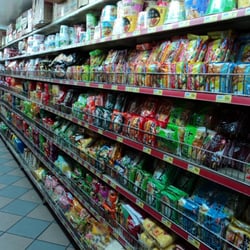 Yuen's Market Trading - Ramen as far as the eye can see!