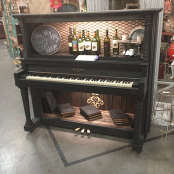 GasLamp Too - Piano. Bar. - Antiques Near Me - Nashville, Tennessee GasLamp Too - Piano. Bar. - Antiques Near Me - Nashville, Tennessee