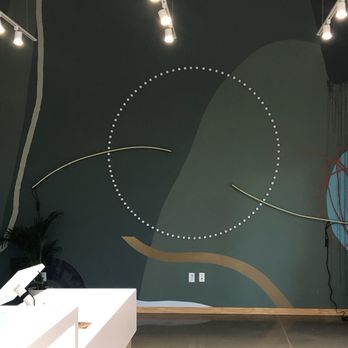 Cannavine - Retail Room Artwork - Cannabis Dispensaries Near Me - Ukiah, California