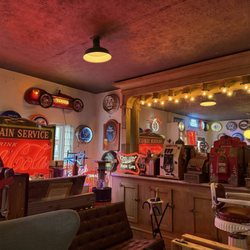 Flashback Funtiques - Main area