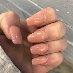 Da Vi Nail Salon - Thick and messy