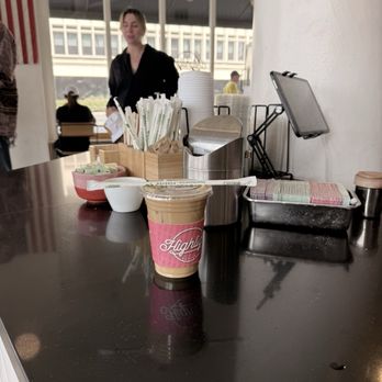 Highlight Coffee - Just coffee - Coffee & Tea Near Me - Glendale, California Highlight Coffee - Just coffee - Coffee & Tea Near Me - Glendale, California