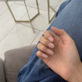 Bedazzled Nails and Spa - They sent me back to the waiting area after taking off my previous polish and filing down my natural nails - Waxing Near Me - Chicago, Illinois