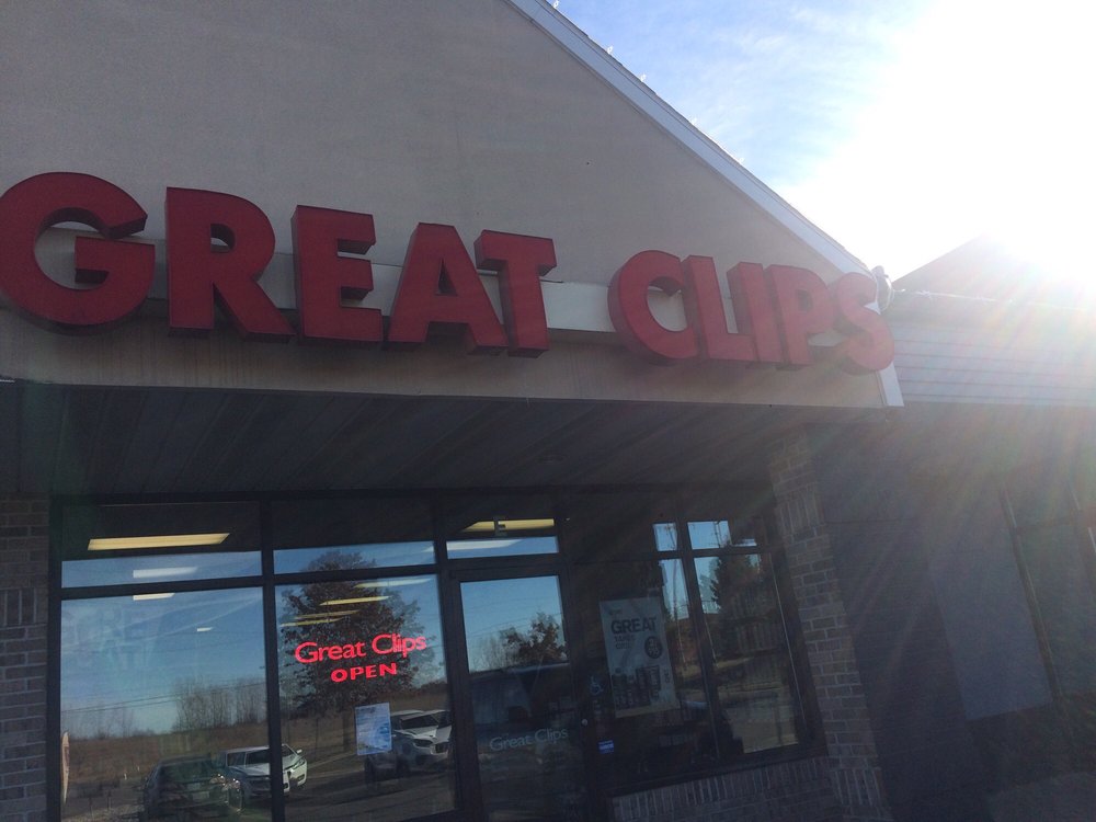 GREAT CLIPS Updated July 2024 4676 32nd Ave, Hudsonville, Michigan Hair Salons Phone