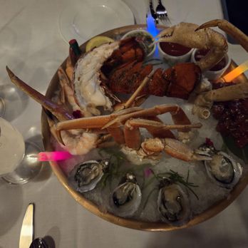 ilani - Wow!!  Seafood tower!  Highly recommend! - Casinos Near Me - Ridgefield, Washington