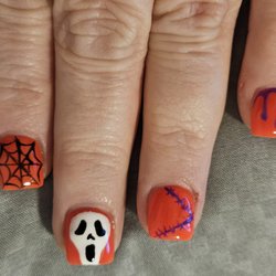 QT NAILS BAR - SPA