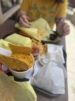 Naugles Tacos & Burgers by null