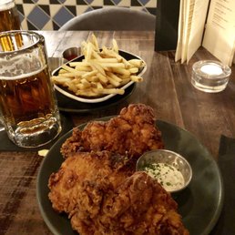 Fried chicken, onion garlic fries and Hop House 13 by Guinness.