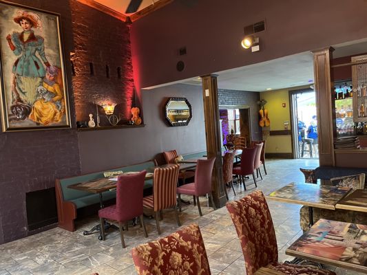 Symphony Hotel & Vivaldi's Restaurant by null