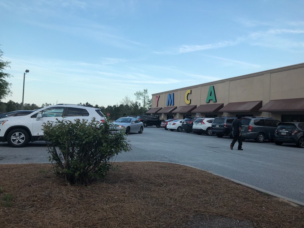 RICHMOND HILL YMCA Updated August 2024 154 Thunderbird Dr, Richmond Hill, Gyms