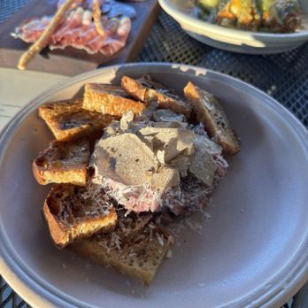 Osteria Il Muro - Italian Near Me - Denton, Texas