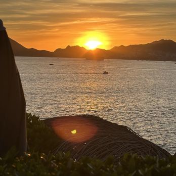 Sunset Monalisa - Mediterranean Near Me - Cabo San Lucas, BCS