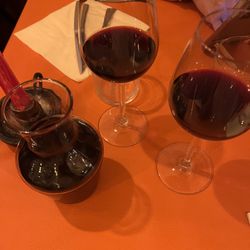 Mama Mia - Red wine