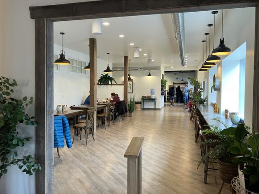 The Farmhouse Deli & Pantry by null