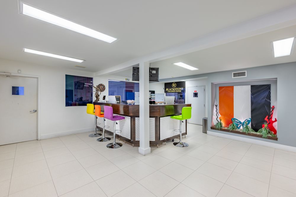 BLACKSTONE COLLISION CENTER Updated September 2024 1705 W 32nd Pl