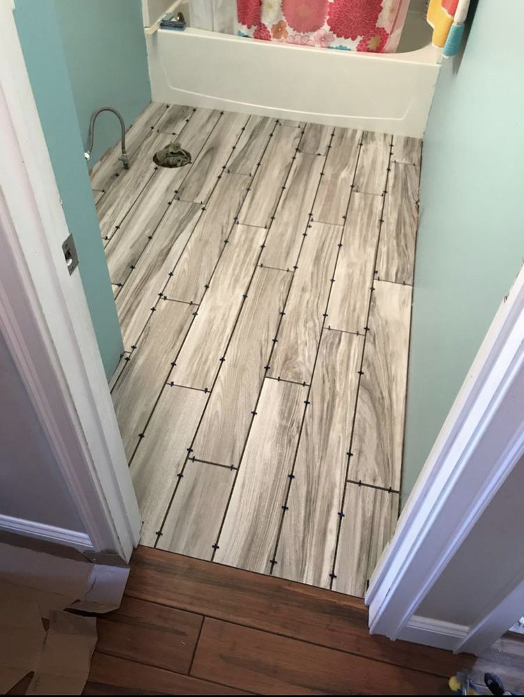 Slide of Davies Tile Hardwood & LVT