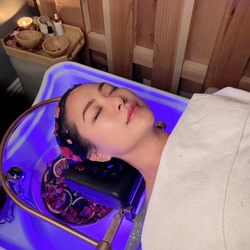 Vernis Sage Nail & Head Spa - Tea Party Package
