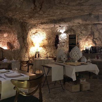 Caffe Cavour - Cafes Near Me - Ostuni, BR