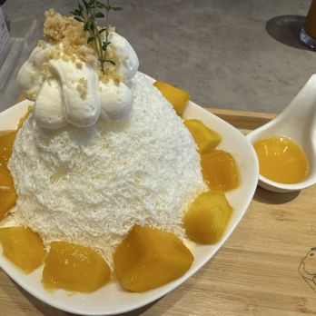 Oasit's Sweet - Mango shaved ice cream - Desserts Near Me - Brookline, Massachusetts