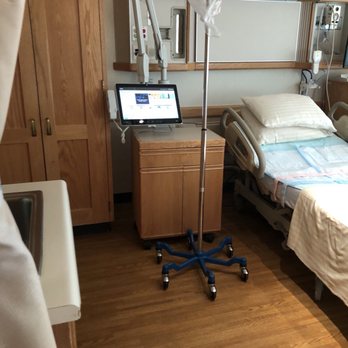 Holy Name - Delivery room - Medical Centers Near Me - Teaneck, New Jersey