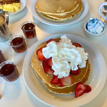 Marvin's Restaurant - Whipped cream and strawberry pancakes + sausage and eggs with pancakes - American Near Me - Cotati, California