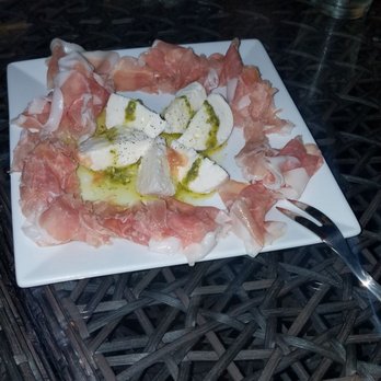 IL Tappo - Italian Near Me - Honolulu, Hawaii