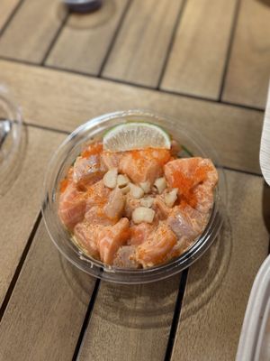 Maguro Brothers Hawaii Waikiki by null