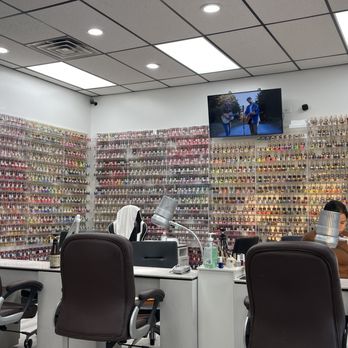 MS Nails Spa - So many colors to choose from! - Nail Salons Near Me - Lyons, Illinois