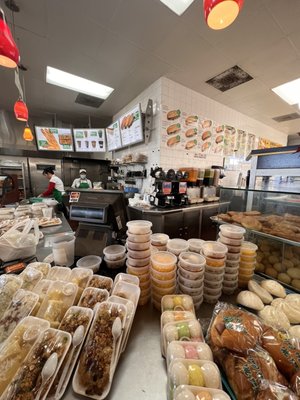 Banh Mi Che Cali by null