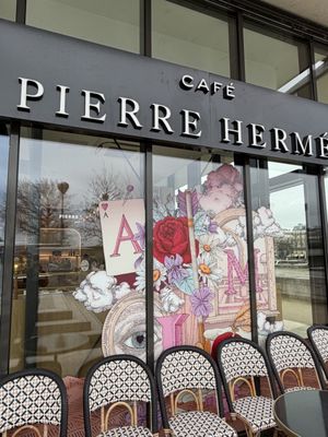 Pierre Hermé by null