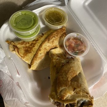 Taqueria Los Chilangos - Burrito de Asada - Food Trucks Near Me - Miami, Florida Taqueria Los Chilangos - Burrito de Asada - Food Trucks Near Me - Miami, Florida