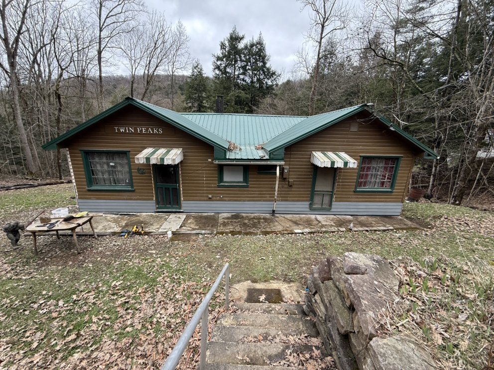 Slide of Freeman Construction