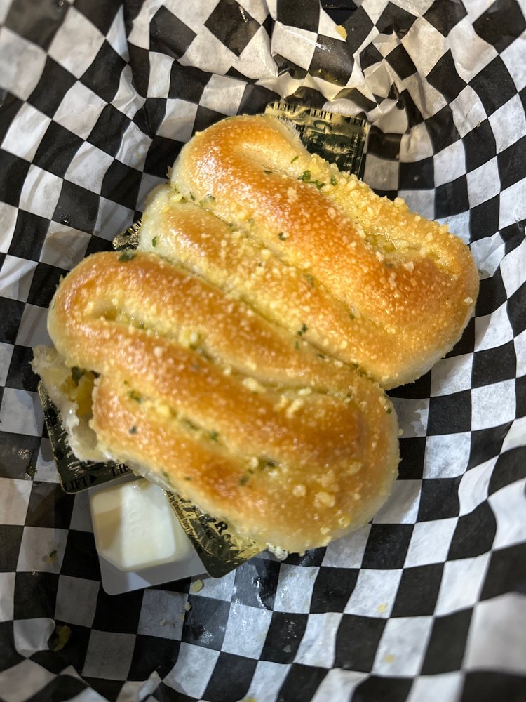 Social spots from Roma's Italian Bistro