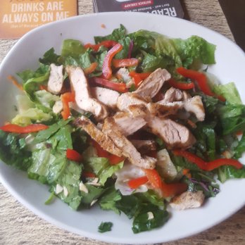 Outback Steakhouse - Sesame chicken salad - Steakhouses Near Me - Kendall, Florida Outback Steakhouse - Sesame chicken salad - Steakhouses Near Me - Kendall, Florida
