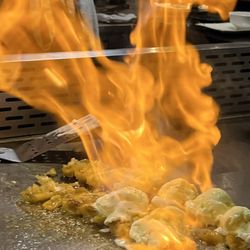 Teppanya - Banana foster flambé