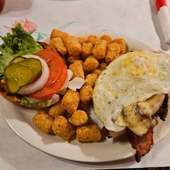 Little Anthony's Diner - Elvis' Eggstavaganza Burger - American Near Me - Tucson, Arizona
