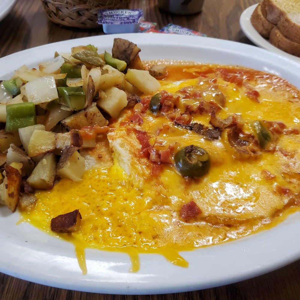 Cully's Restaurant - Huevos rancheros - Breakfast & Brunch Near Me - Poway, California