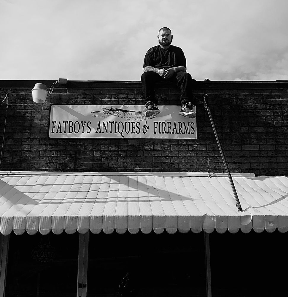 FATBOYS ANTIQUES & FIREARMS, Hildebran, North Carolina 220 S Center