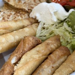 Barcenas Mexican Grill