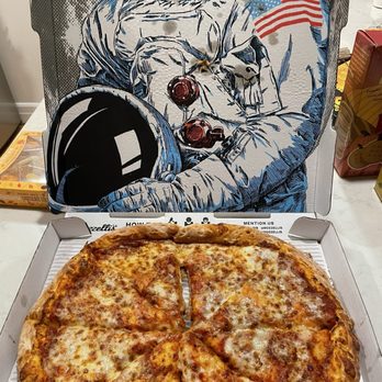 Bozzelli's Italian Deli-Vermont Ave - Pizza - Pizza Near Me - Washington, DC, District of Columbia