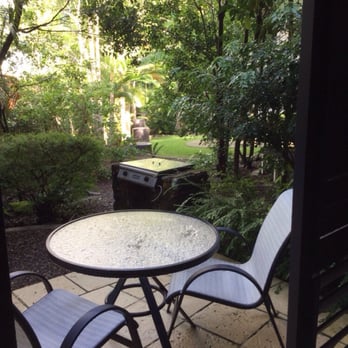 Noosa Blue Resort - Private court yards - Hotels Near Me - Noosa Heads, QLD