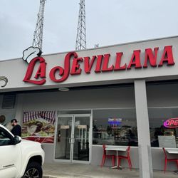 La Sevillana - Front of location