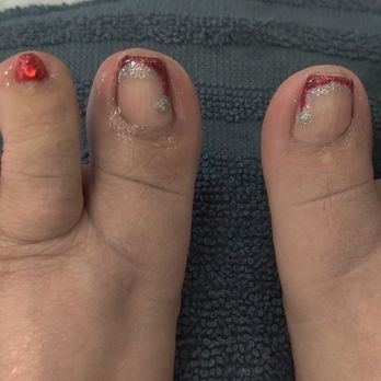 La Vie Nails & Spa - Went with Santa's hat on big toe - Nail Salons Near Me - Diamond Bar, California