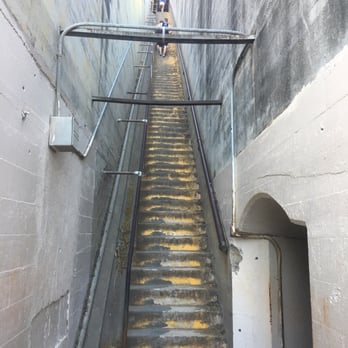 Diamond Head State Monument - oh the steep stairs! - Parks Near Me - Honolulu, Hawaii