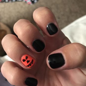 Red Persimmon Spa & Nail - Nail design by Tom. Very friendly. Took his time and showed me various nail design options.  Recommend him if you want something special. - Nail Salons Near Me - La Verne, California