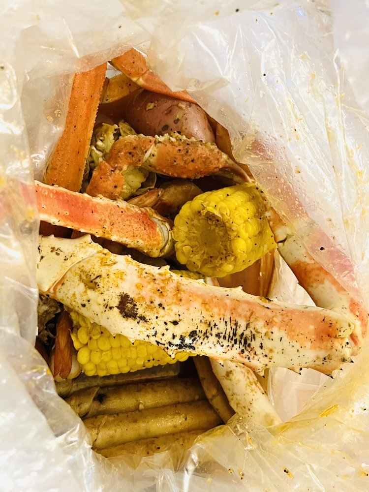 RED CRAB JUICY SEAFOOD Updated November 2024 49 Photos & 28 Reviews