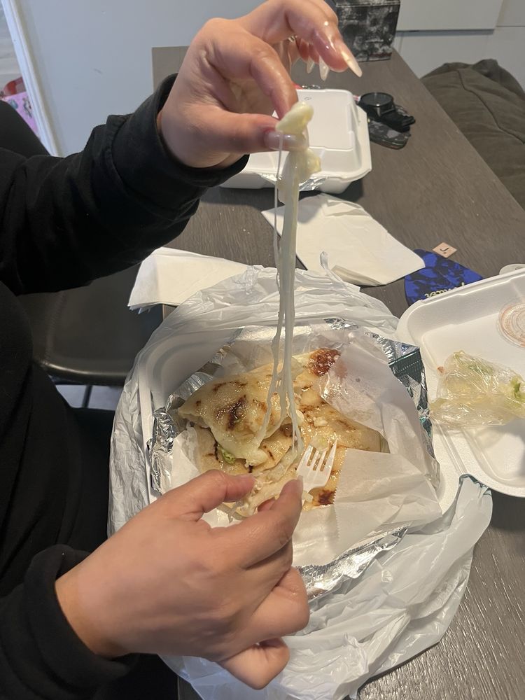 El Torogoz Pupuseria