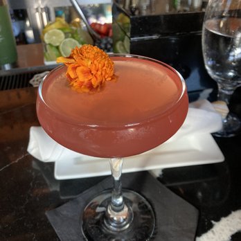 Bourbon N' Bubbles - Rebecca A's drink -forget the name - Bars Near Me - Charleston, South Carolina
